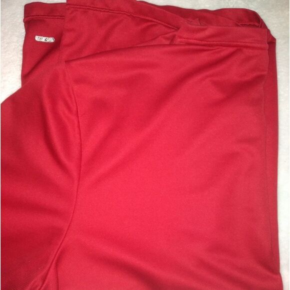 Red Champions men athletic shirt - Picture 3 of 5